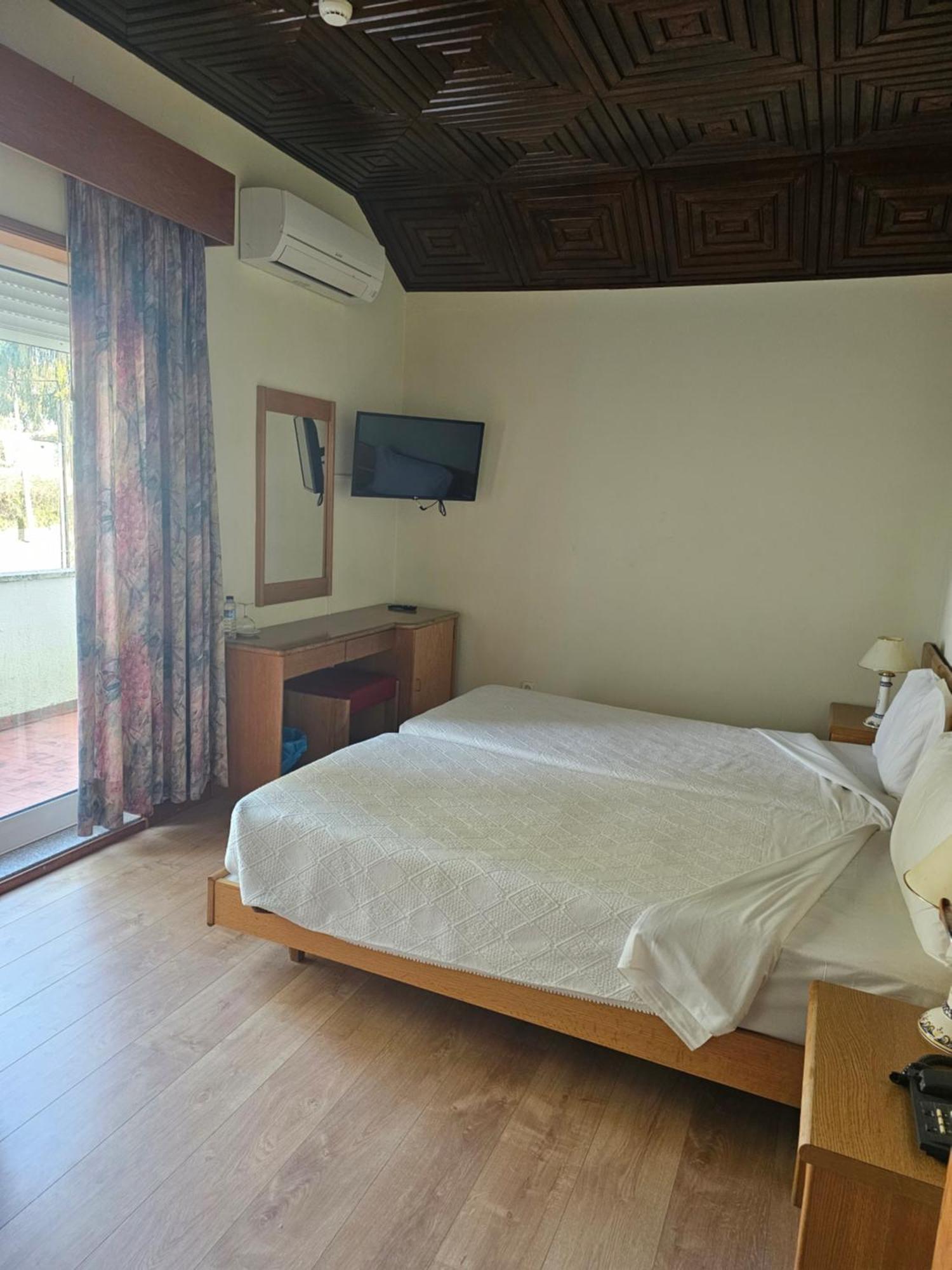 Hotel Cruz Da Mata Mangualde Buitenkant foto